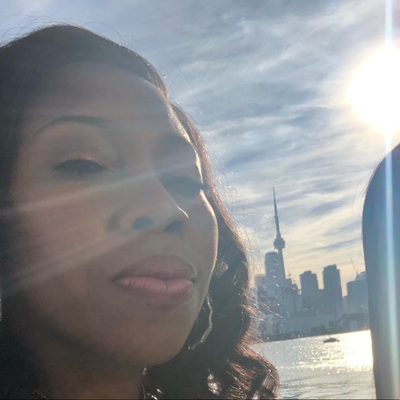 Meet your Posher, Mar - Picture 2 of 2